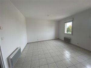 appartement à la location -   25000  BESANCON, surface 31 m2 location appartement - APR719452